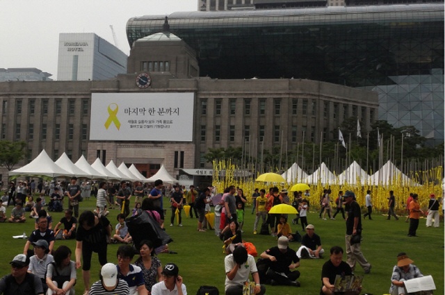 ▲기존 서울광장의 분향소 모습(사진-고승은)