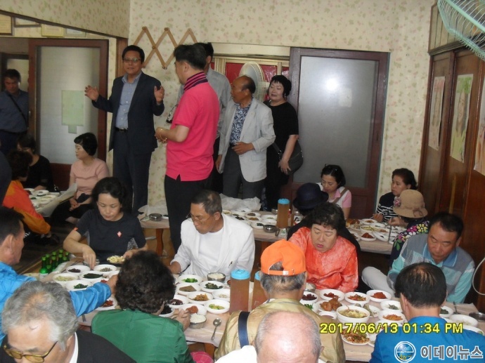 인사말을 하고 있는 강원구행정학박사(광주전남종회장)